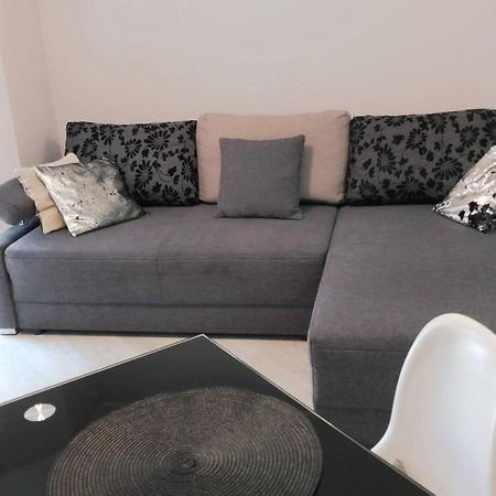 Apartament Zalesie Z Tarasem Lubiń Εξωτερικό φωτογραφία