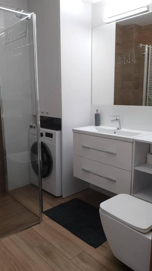 Apartament Zalesie Z Tarasem Lubiń Εξωτερικό φωτογραφία