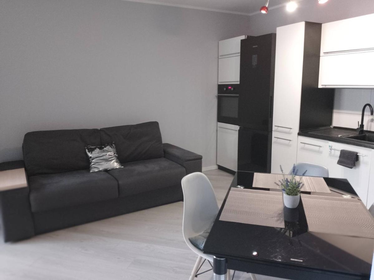 Apartament Zalesie Z Tarasem Lubiń Εξωτερικό φωτογραφία
